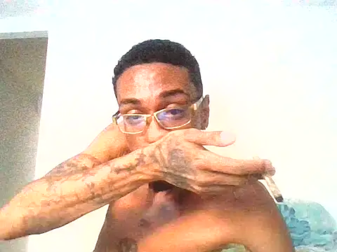 Snapshot of mellow_smoke chatting on 03-16-26, 11:58 mellow smoke online show from 03-16-26, 11:58