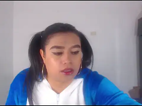 Snapshot of katrinawillff chatting on 05-22-26, 05:58 katrinawillff online show from 05-22-26, 05:58
