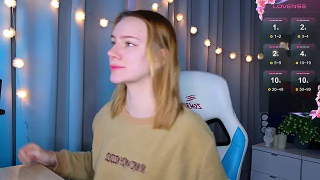 Ramona    online show from 02-05-25, 06:02