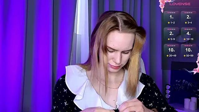 Ramona    online show from 03-03-25, 06:15