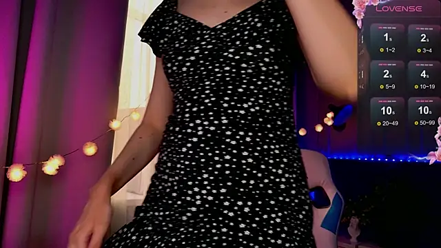 Ramona    online show from 03-22-25, 09:45