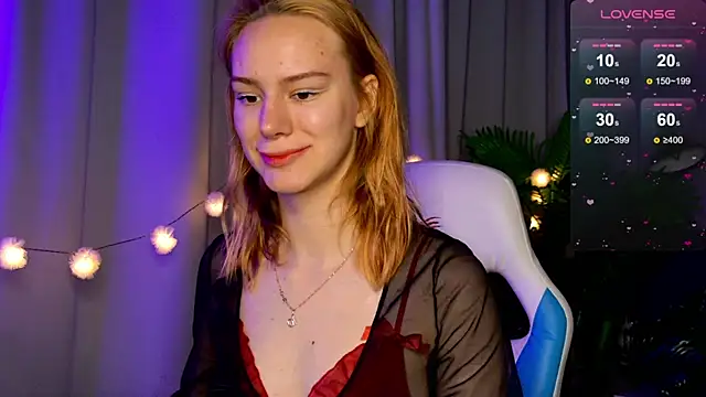 Ramona    online show from 09-13-25, 05:51