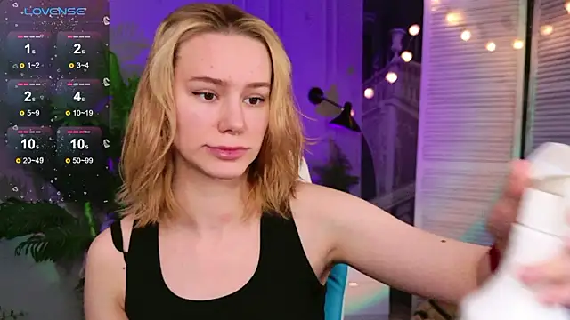 Ramona    online show from 02-05-26, 06:07