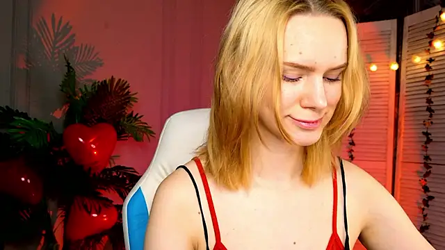 Ramona    online show from 02-12-26, 06:19