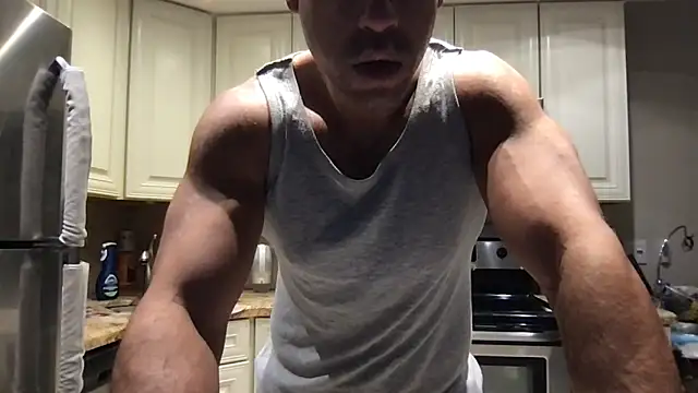 BigGuyMuscle online show from 06-07-26, 10:57