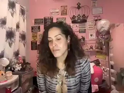 latinacubana online show from 01-05-25, 12:42