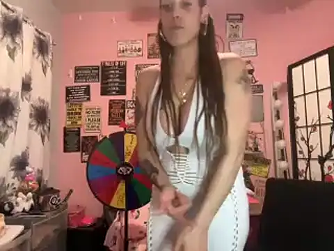 latinacubana online show from 01-13-25, 03:45