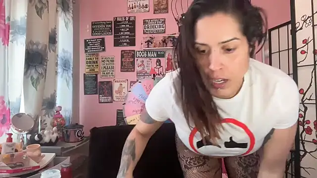 latinacubana online show from 02-01-25, 08:58