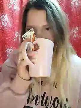 Zuli Kiska online show from 12-04-24, 11:52