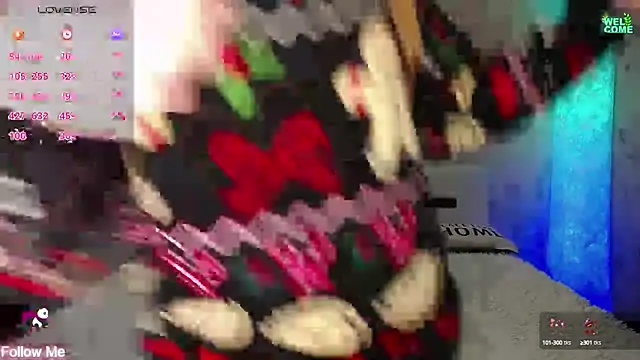 ItsAlisia online show from 02-18-25, 01:00