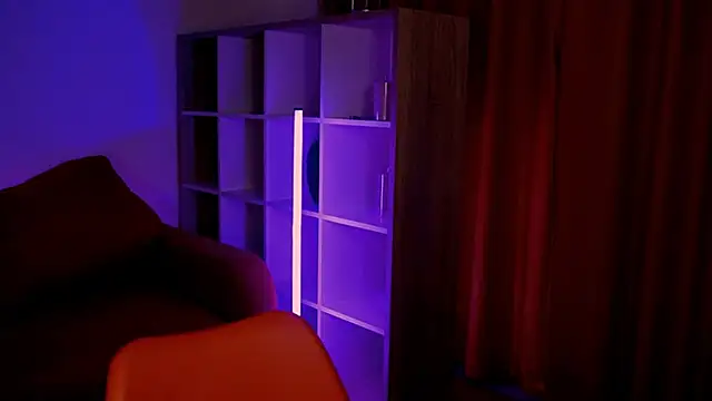 ItsAlisia online show from 09-16-25, 12:39