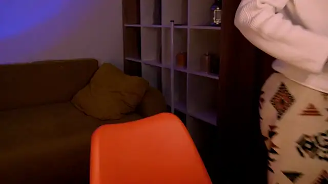 ItsAlisia online show from 02-19-26, 01:40