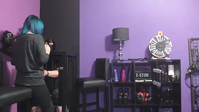 beauty-of-pain online show from 03-02-25, 12:43