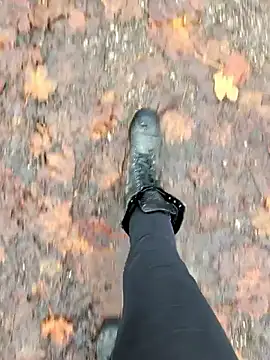 beauty-of-pain online show from 11-25-25, 09:53