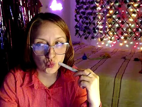 Snapshot of kittykalor09 chatting on 02-28-26, 03:51 kittykalor09 online show from 02-28-26, 03:51