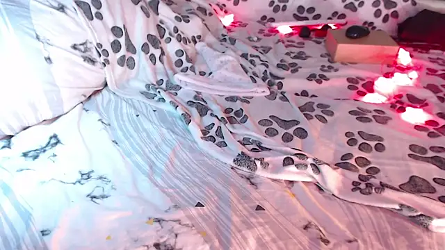 Q T pie online show from 01-03-25, 03:27