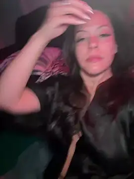 Snapshot of bellafreakyfun chatting on 05-02-26, 11:15 bellafreakyfun online show from 05-02-26, 11:15