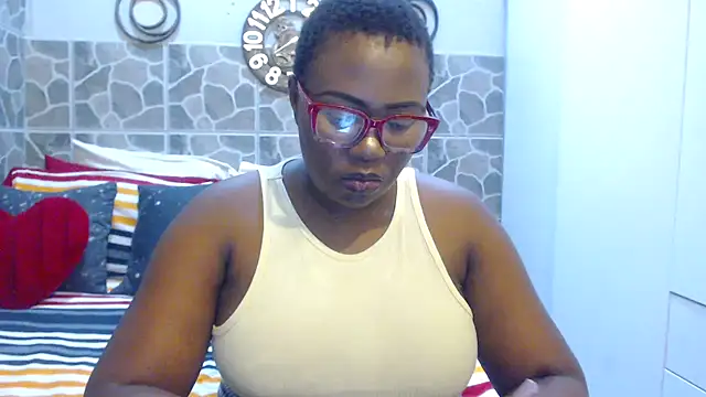 THREEHOLESPLEASURE99 online show from 03-10-25, 06:12