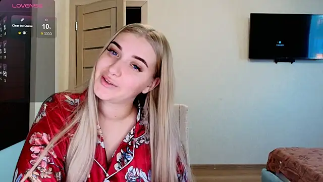 Adr1ana  online show from 10-17-25, 05:10