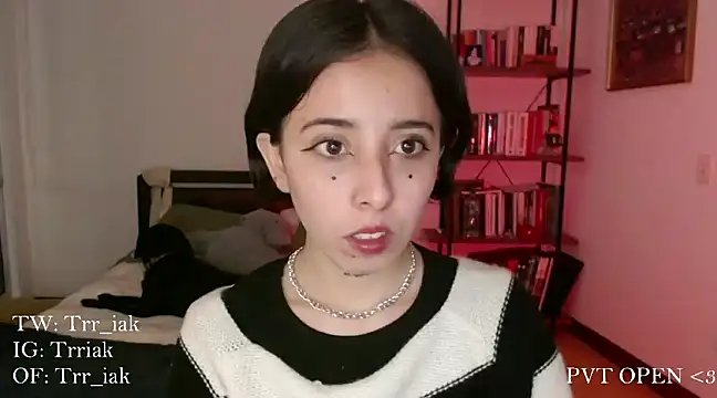 Snapshot of babyluna_8_8 chatting on 01-09-25, 02:43 babyluna 8 8 online show from 01-09-25, 02:43