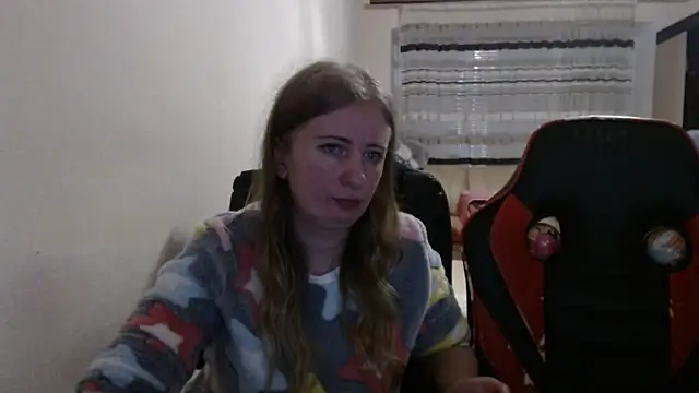 PeterAndJen online show from 12-18-25, 06:25