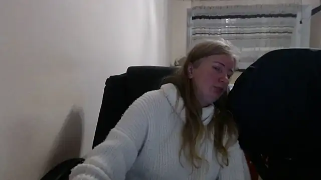 PeterAndJen online show from 03-07-26, 06:27