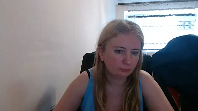 PeterAndJen online show from 06-27-26, 05:56