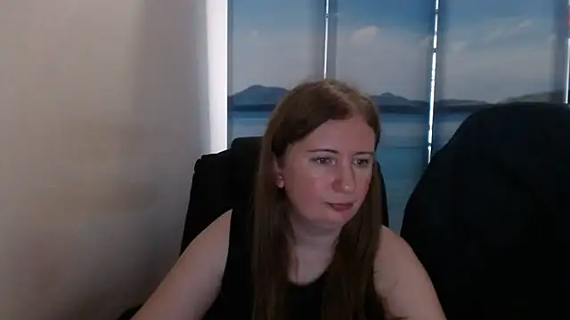 PeterAndJen online show from 07-29-26, 05:11