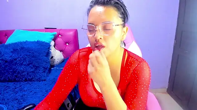 crissn0707 online show from 03-28-26, 12:21