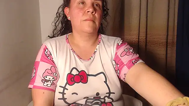 agathamiller01 online show from 04-26-26, 01:14