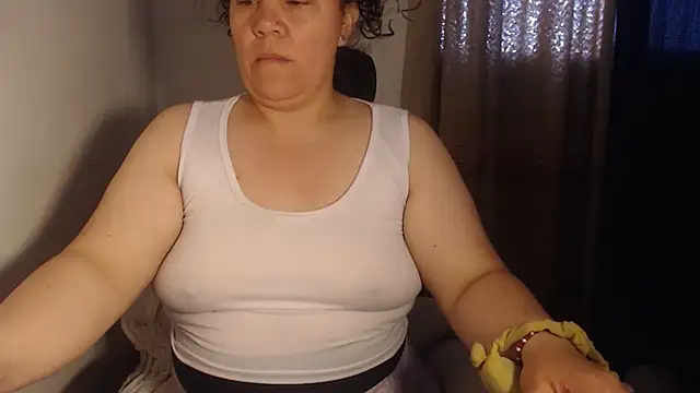agathamiller01 online show from 07-06-26, 11:29