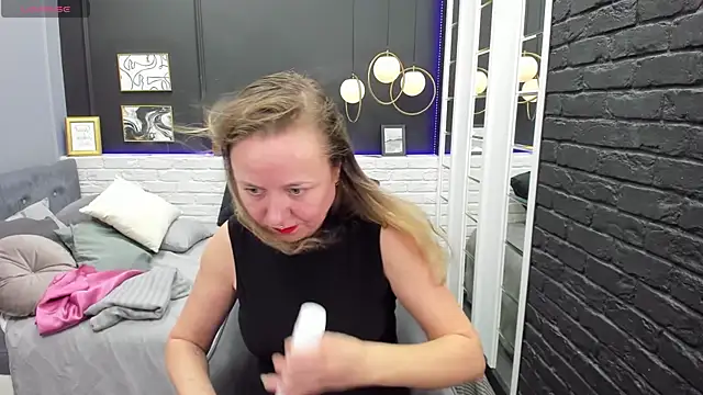 GabrielGold online show from 12-19-24, 08:55