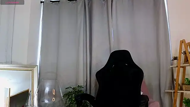 bella  adams online show from 02-21-25, 02:59