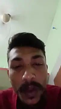 Snapshot of PrabV0319 chatting on 10-08-25, 07:11 PrabV0319 online show from 10-08-25, 07:11