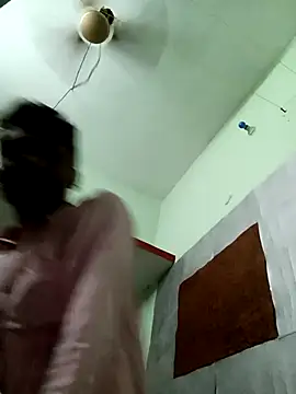 Snapshot of PrabV0319 chatting on 11-01-25, 10:39 PrabV0319 online show from 11-01-25, 10:39