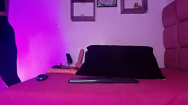 Snapshot of lorrayne_ chatting on 01-16-25, 11:58 lorrayne  online show from 01-16-25, 11:58