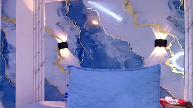 Snapshot of lorrayne_ chatting on 10-09-25, 12:14 lorrayne  online show from 10-09-25, 12:14