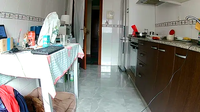 Snapshot of bixesualactivo chatting on 10-24-25, 10:33 bixesualactivo online show from 10-24-25, 10:33