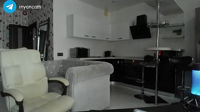  in yan online show from 12-22-24, 04:06