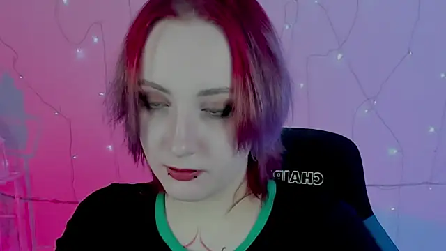 Snapshot of AsheLucker chatting on 12-08-24, 08:04 AsheLucker online show from 12-08-24, 08:04