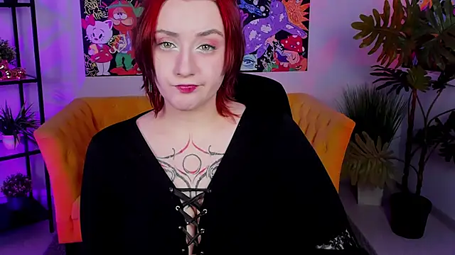 Snapshot of AsheLucker chatting on 12-14-24, 08:18 AsheLucker online show from 12-14-24, 08:18