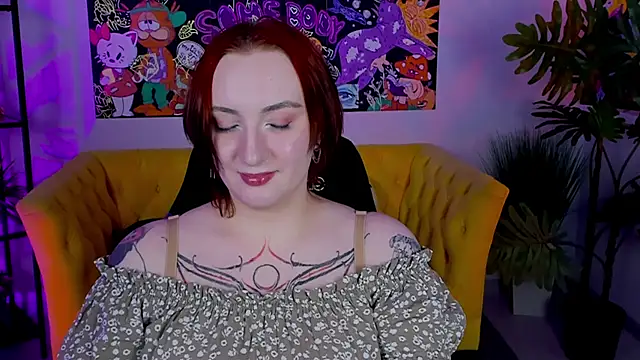 Snapshot of AsheLucker chatting on 12-14-24, 11:45 AsheLucker online show from 12-14-24, 11:45