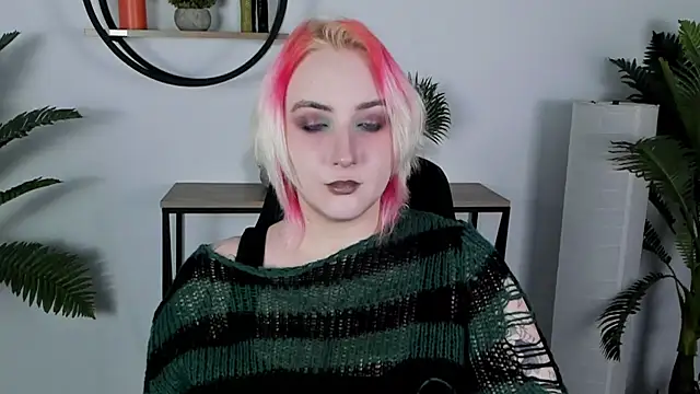 Snapshot of AsheLucker chatting on 01-29-25, 08:14 AsheLucker online show from 01-29-25, 08:14