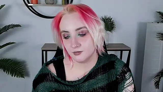 Snapshot of AsheLucker chatting on 01-30-25, 02:49 AsheLucker online show from 01-30-25, 02:49