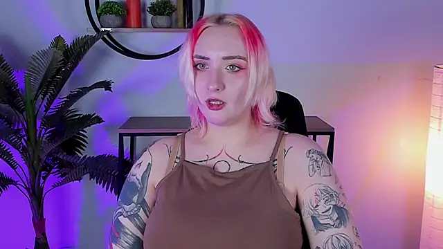 Snapshot of AsheLucker chatting on 02-20-25, 08:50 AsheLucker online show from 02-20-25, 08:50