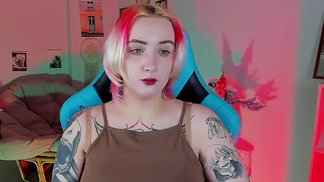 Snapshot of AsheLucker chatting on 02-22-25, 02:06 AsheLucker online show from 02-22-25, 02:06