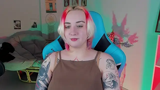 Snapshot of AsheLucker chatting on 02-22-25, 09:45 AsheLucker online show from 02-22-25, 09:45