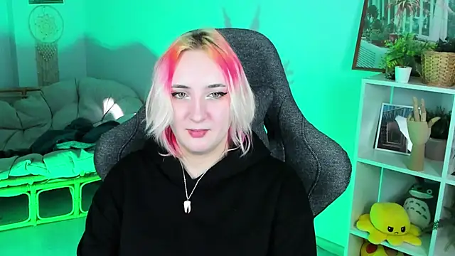 Snapshot of AsheLucker chatting on 03-10-25, 05:54 AsheLucker online show from 03-10-25, 05:54