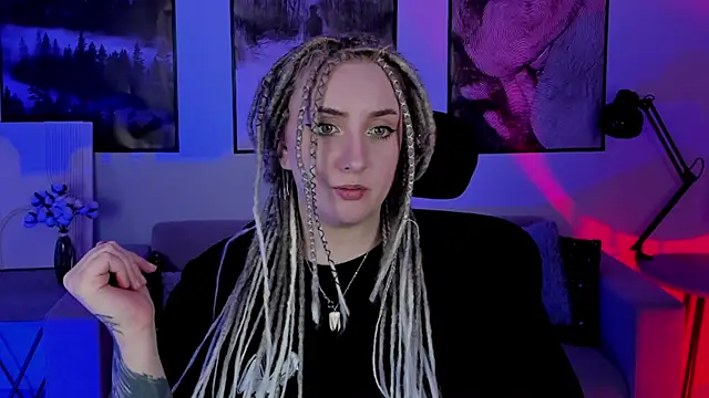 Snapshot of AsheLucker chatting on 03-17-25, 08:51 AsheLucker online show from 03-17-25, 08:51