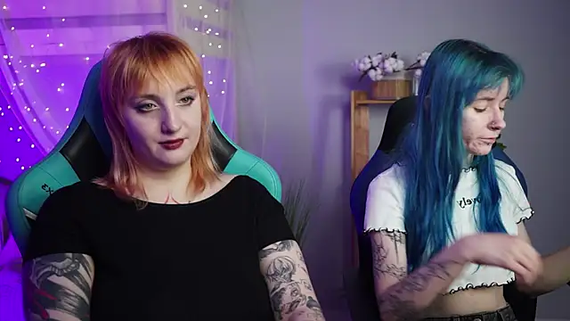 Snapshot of AsheLucker chatting on 09-15-25, 02:44 AsheLucker online show from 09-15-25, 02:44